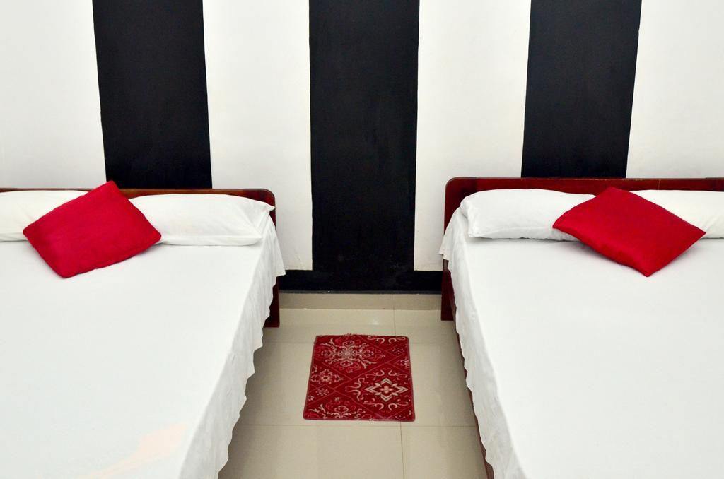 Dyke Rest Hotel Trincomalee Ngoại thất bức ảnh
