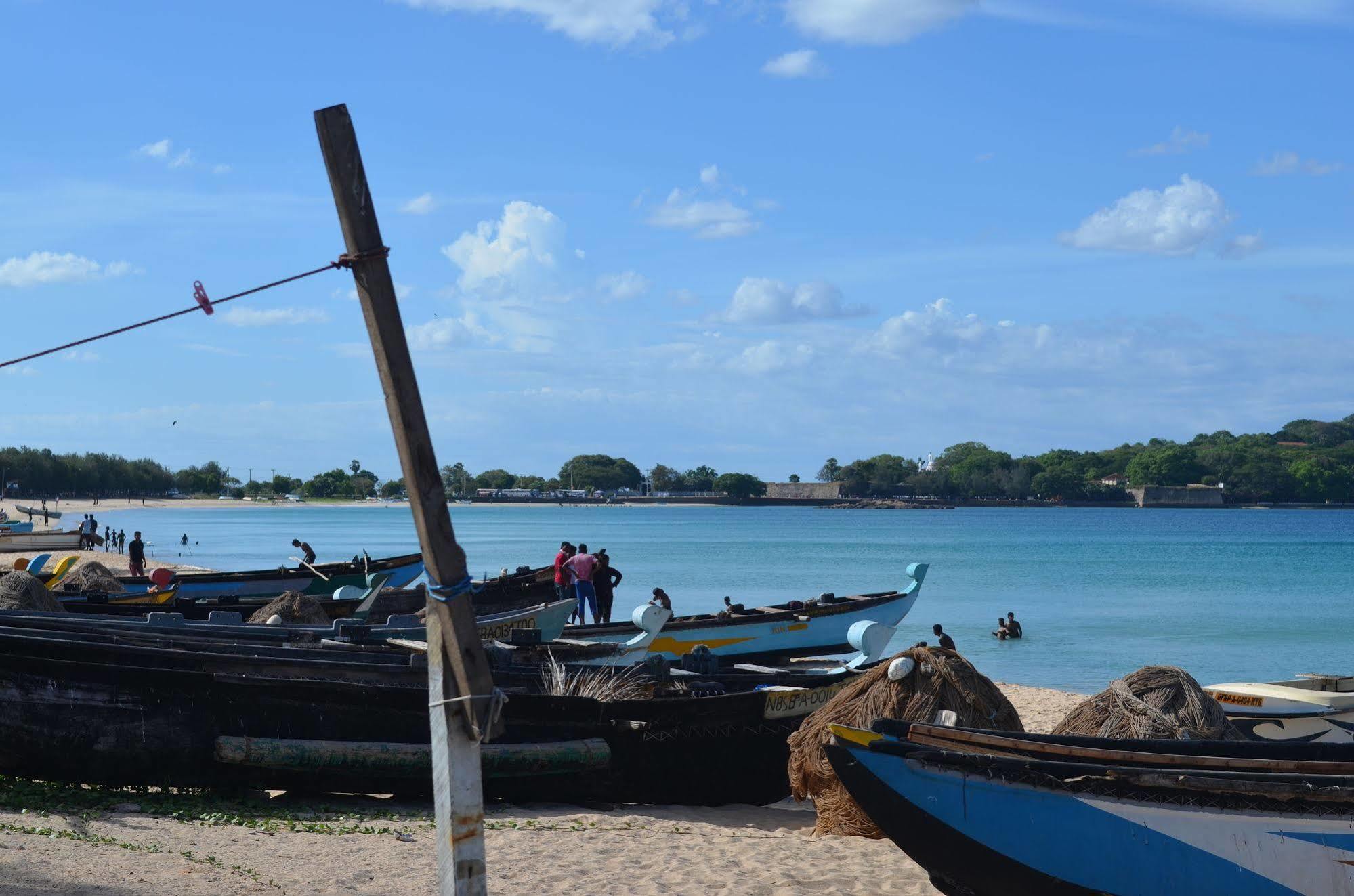 Dyke Rest Hotel Trincomalee Ngoại thất bức ảnh