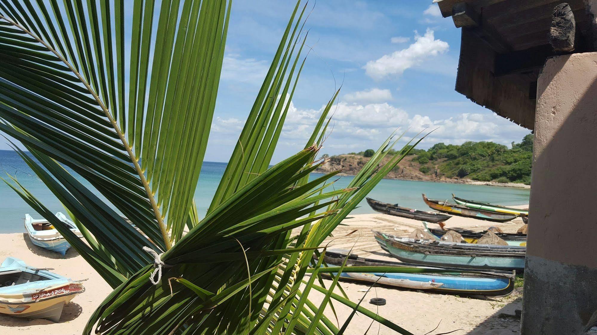 Dyke Rest Hotel Trincomalee Ngoại thất bức ảnh