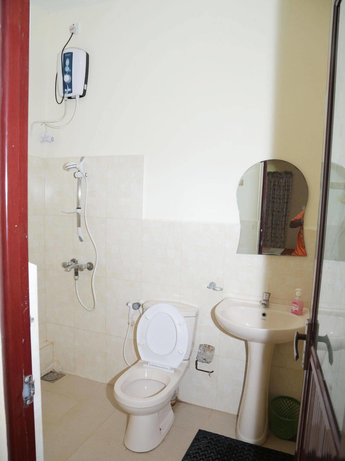 Dyke Rest Hotel Trincomalee Ngoại thất bức ảnh