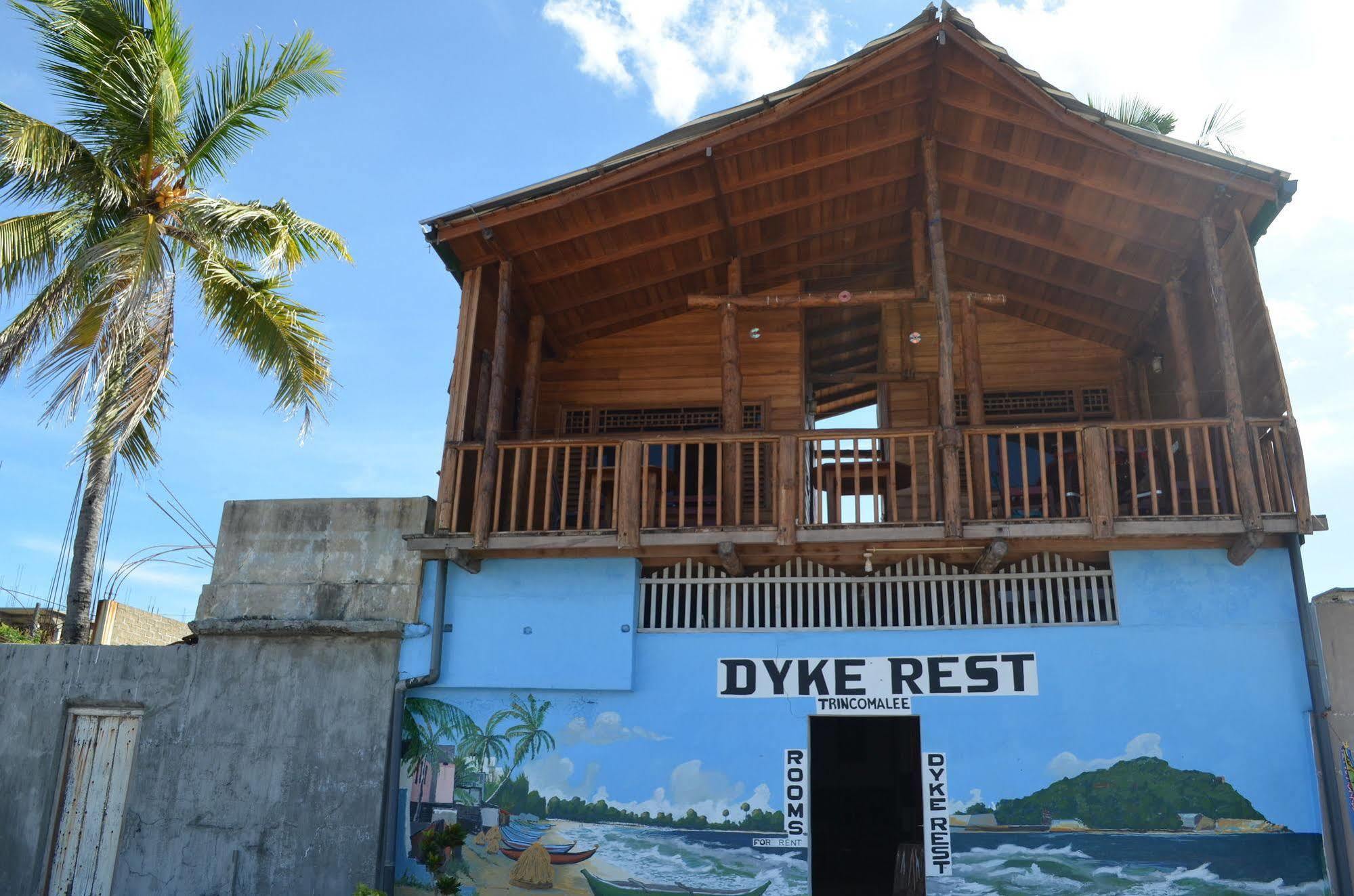Dyke Rest Hotel Trincomalee Ngoại thất bức ảnh
